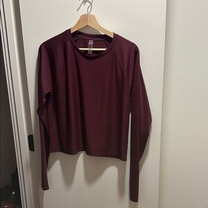 Aritzia TNA Active Sport Long Sleeve Top
